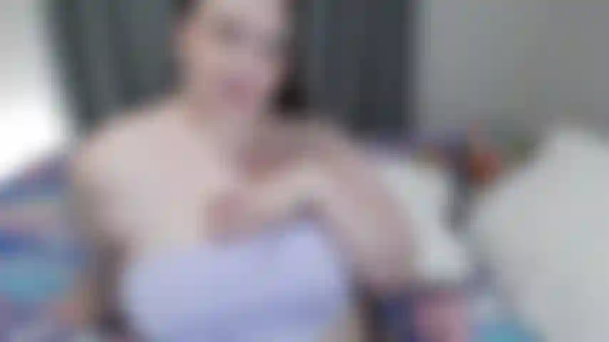 Fofa, mas cruel, bbw kaylee ri durante o rosto.