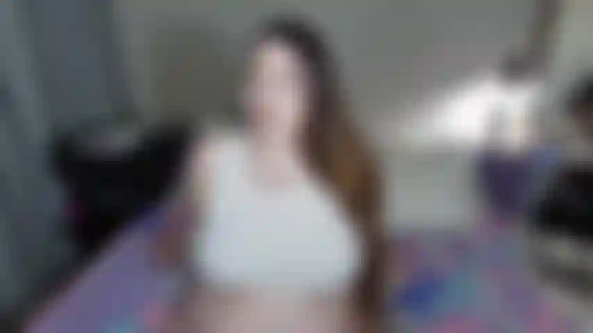 Kaylee ajuda você a estudar para a aula de chupar pau.