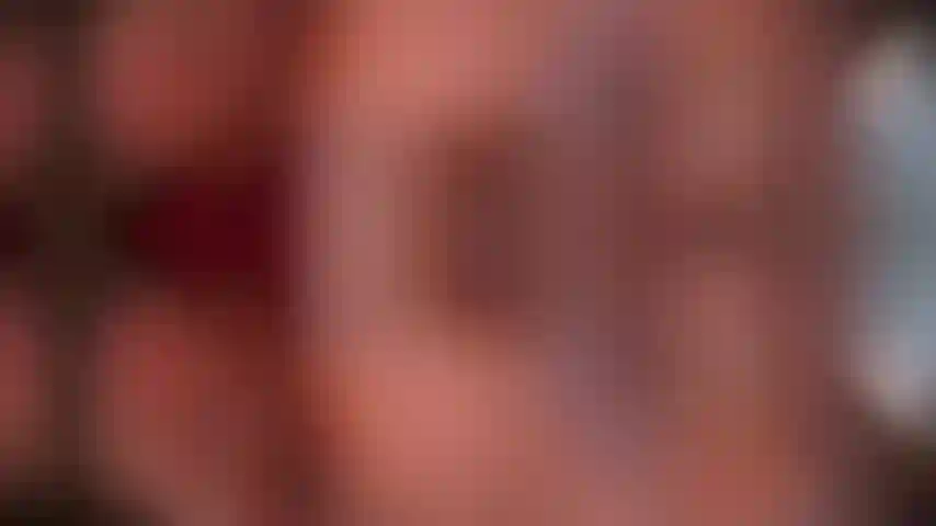 Doce safada esperando te deixar quentinha na cama.