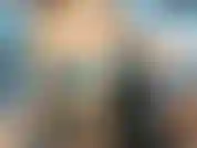 Strip tease sexy até ficar totalmente nua com algumas brincadeiras de xoxota e palmadas! <3.