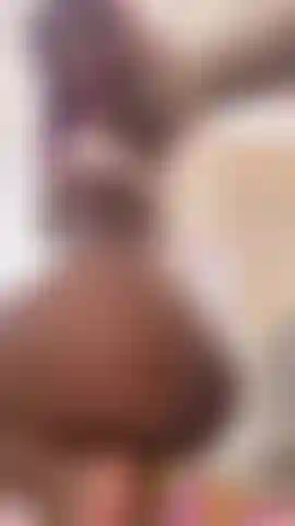 Minha bunda grande para você.