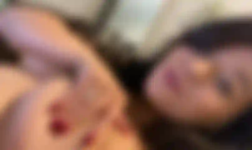 Titty brinca, xo.