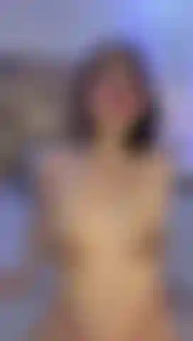 Toda vez que penso em você, meu corpo esquenta e minha imaginação corre solta.