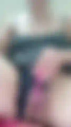 Come here and play with me, baby!