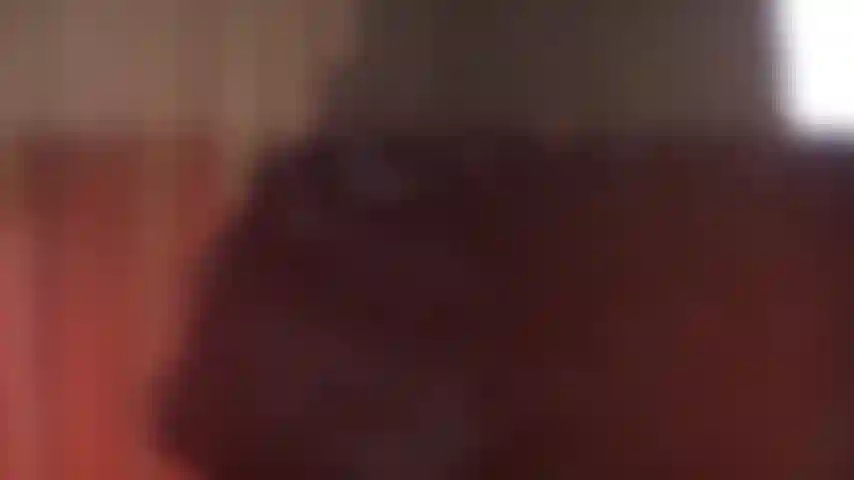 Adoro ser dominadora. Sentindo o prazer de estar no controle total de você. Não consigo me controlar quando você se submete a mim e vira minha puta safada.