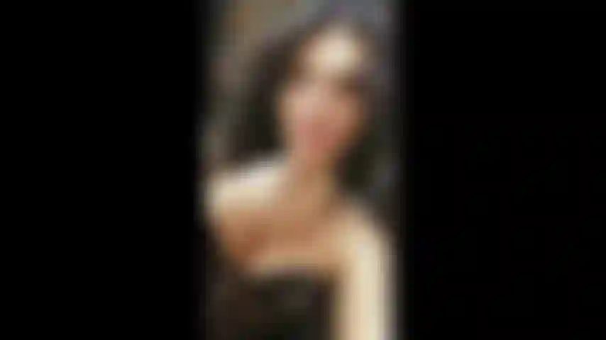 Um bom senso de humor, um ambiente maravilhoso e um clima romântico não vão te deixar indiferente. Você pode compartilhar comigo seus pensamentos íntimos e ter certeza de que isso não vai além do nosso bate-papo privado ou podemos simplesmente esquecer tudo!