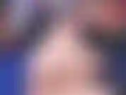 Brinco com minha bucetinha apertadinha até você finalmente me deixar gozar.