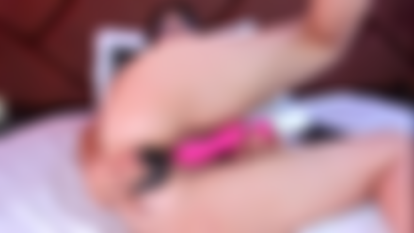 Faço sexo anal profundo até eu tremer.