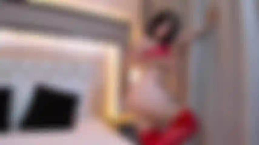 Você está pronta para provar meus buracos quentes e saborosos com seu enorme pau duro?