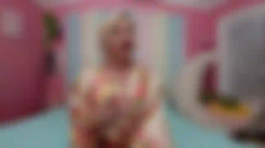 I am truly a nympho. Not only do I love to fuck others, but I enjoy getting myself off, too. I love when others watch me and I lure you in to show you exactly what you want to see. More of me!