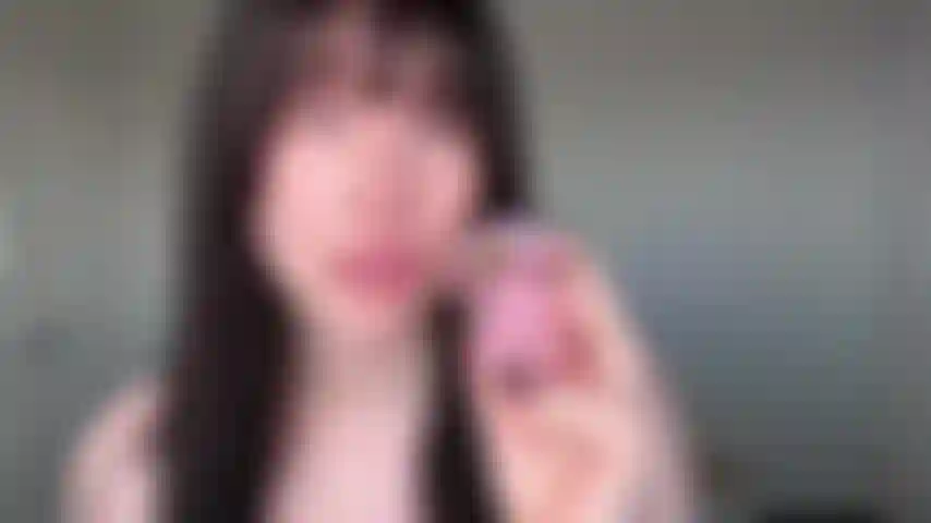 Comprometida e enjaulada