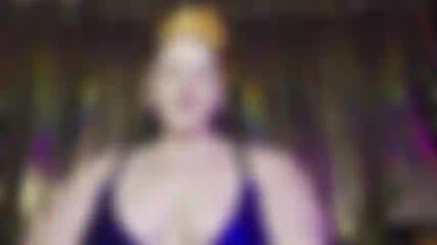 Armpit lovers, worship the Mistress' sweat under arms, breathe in her scent and get that cock throbbing for her. #femdom #armpit #mistress #armpitfetish #fetish #sweat #underarm