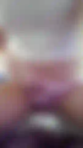 Cumming in my pink silk nickers