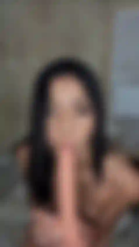 I love feeling your cock on my lips ...