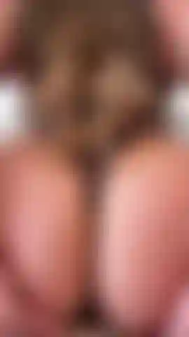 Watch my ass squeeze my buttplug x