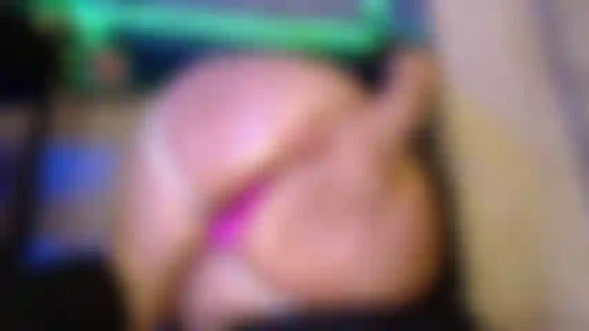 I want you to leave my buttocks red with your