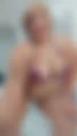 Im your BBW Goddess of Pleasure