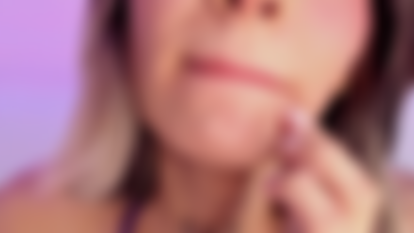 Minha língua molhada abraçará seu pau duro até você me dar seu esperma branco e grosso!