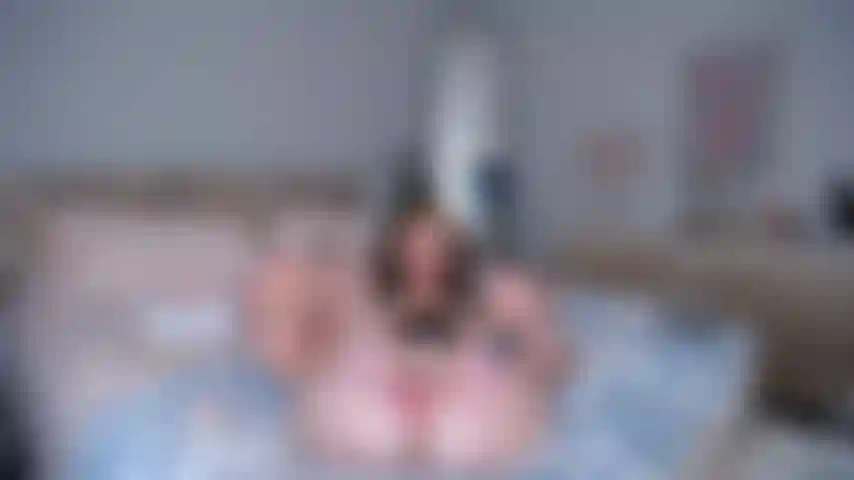 PLAYING W PUSSY IN MISSIONARY