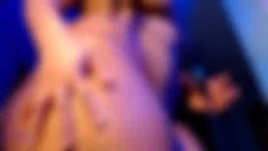 Masturbando meu pau (roleplay).