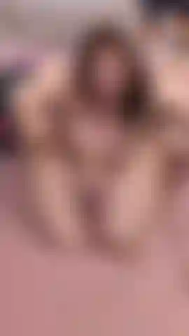 Foda em pov na posição missionária enquanto eu falo putaria 😈 final insano orgasmo real!! 🥵.