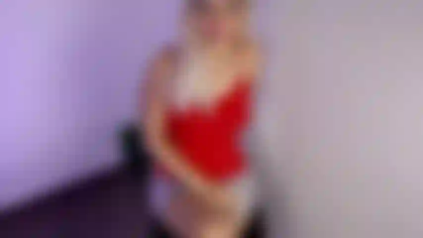 Meu vizinho me fodeu e me dá tratamento facial.