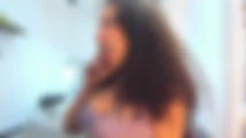 let me suck your fingers in my mouth and then put them in my pussy