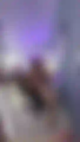 Olha minha buceta, vim te comer.