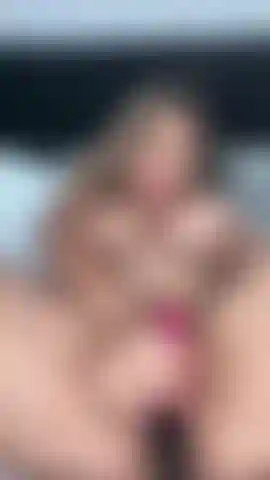 Masturbação sexy, anal, foda e esguicho.