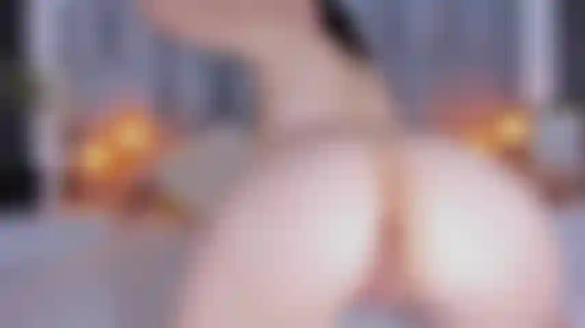 Brincando com meu cuzinho, dedos, nádegas, plug anal.