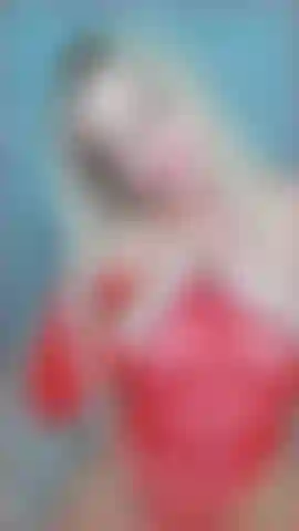 Um bom dildo anal na minha bunda;).