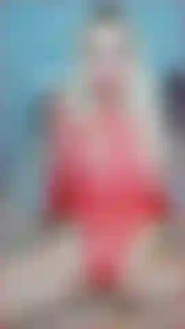 Sloppy chupa meu vibrador.