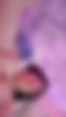Me masturbando perto da câmera.
