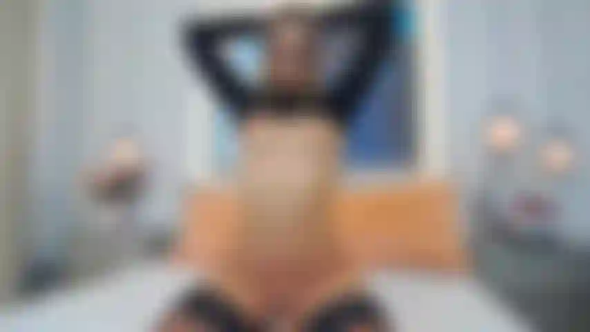 Cowgirl dildo montando.