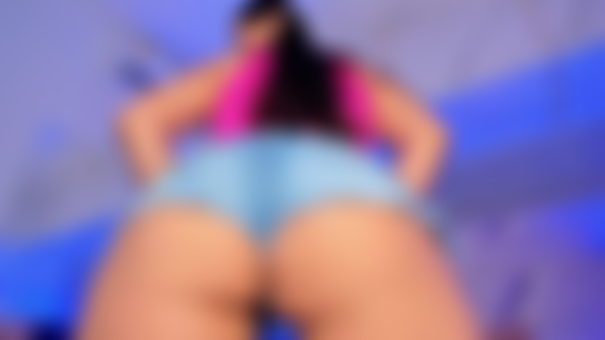 Fazendo sexo anal e masturbando meu pau.