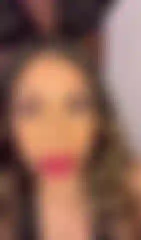 Esguichando tão bem.