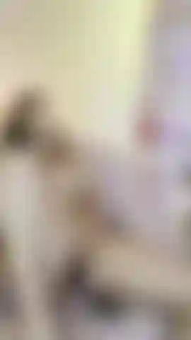 In this video I enjoy a lot how I masturbate with my domi toy, those vibrations in my clitoris make me feel pleasure until my body reaches orgasm with a delicious squirt