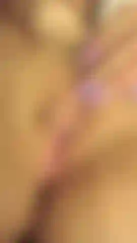Eu me exploro pela primeira vez.