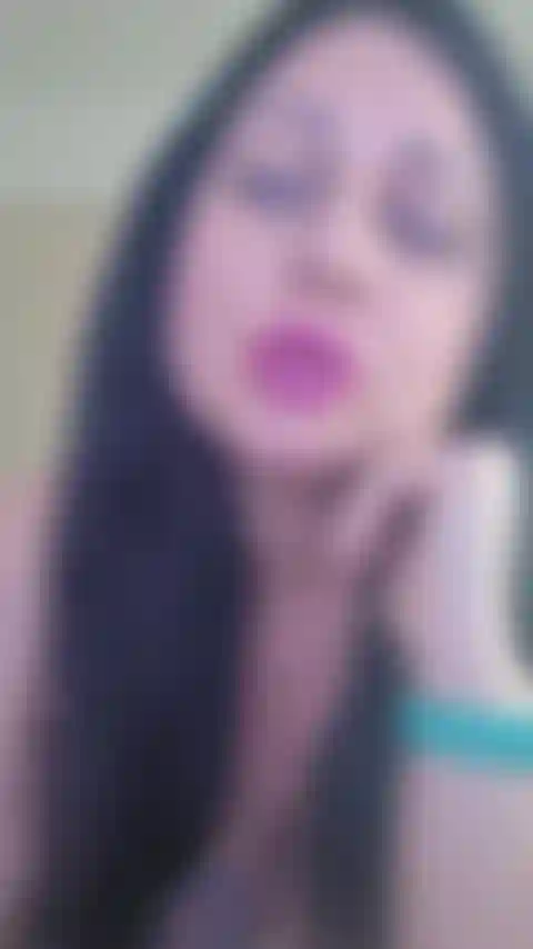 Provocando topless com corpo quente.