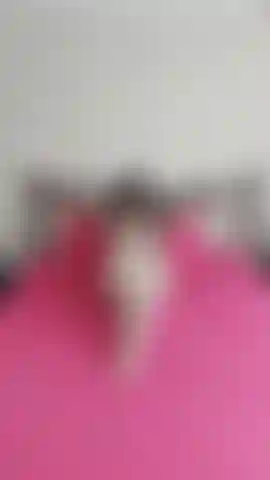 Roupa arrastão sexy em topless.