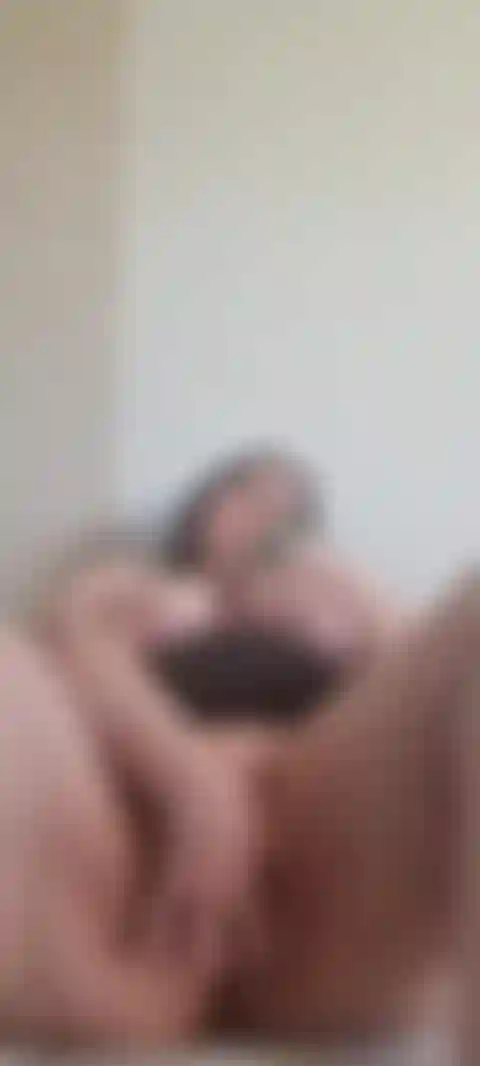 5 Dedos provocando buceta.