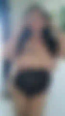 Mmm calcinha abaixada.