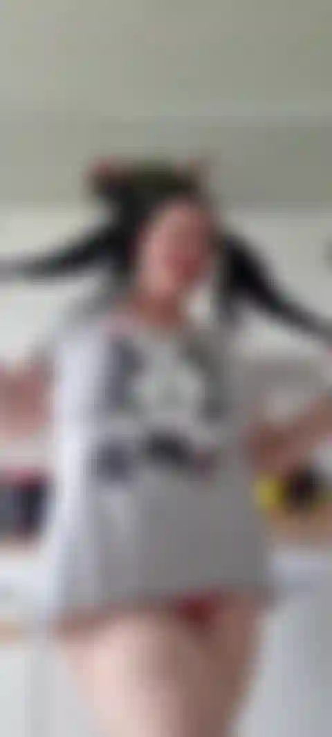 Tire minha calcinha vermelha.