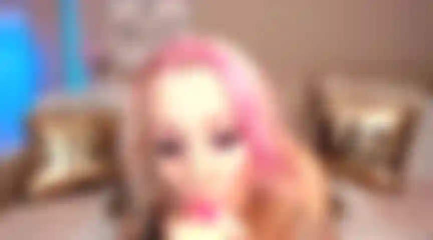 45. Novas lágrimas ásperas e extremas de garganta profunda bagunçaram a maquiagem.