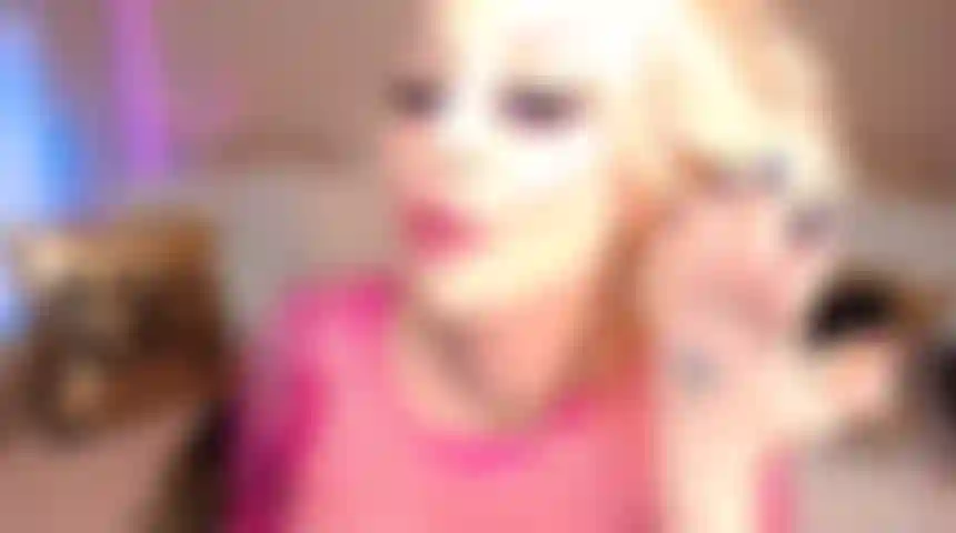 30. Novo vídeo de 10 minutos sph bbc corno humilhação verbal chupando enorme bbc na sua frente, rindo, provocando, conversa suja.