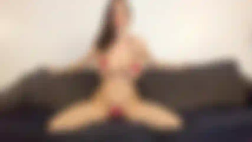 Bbc foda em biquíni minúsculo- eu provoco você no meu biquíni minúsculo, depois me fodo com brinquedo bbc de 8 "- missionário, cavalgando, cachorrinho até gozar depois abro minhas pernas para você gozar bem dentro de mim.