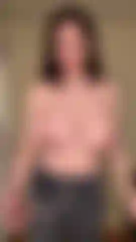 Faço topless na esteira - caminho totalmente de topless, além de corrida leve.