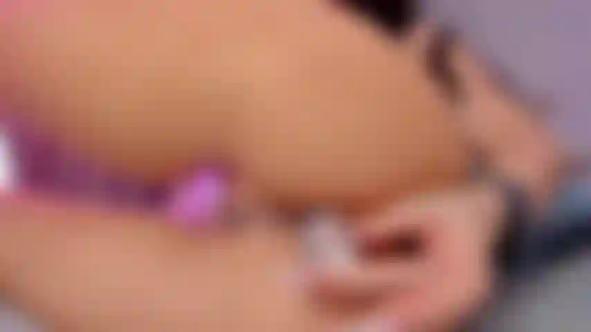 Plug anal, buceta cremosa.