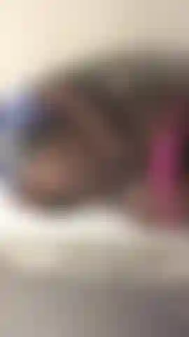 Seios, bunda e uniforme de enfermeira.