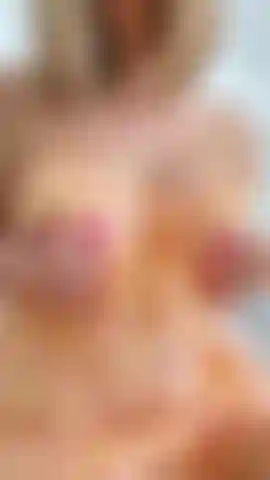 Quase fui pego me masturbando pelo meu colega de casa!